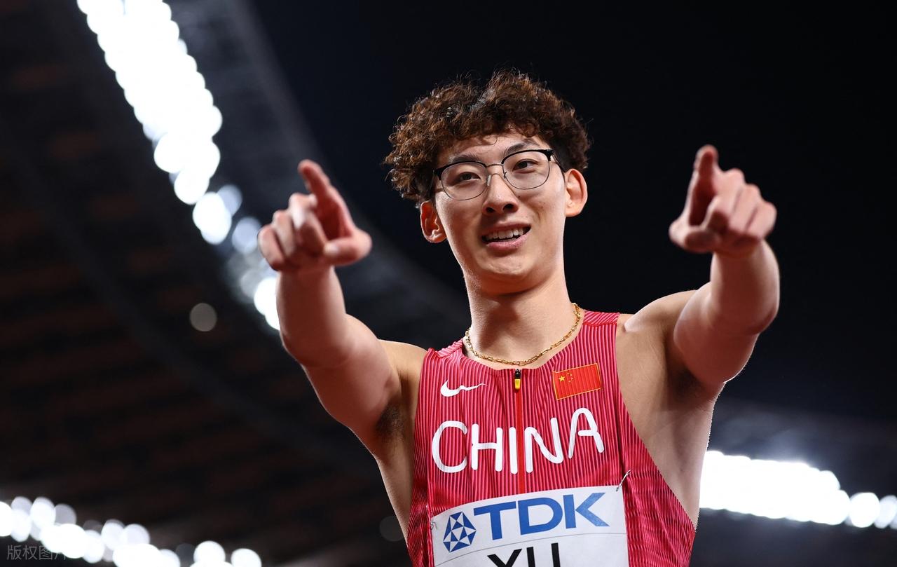 帽子戏法闪,耀全场,维蒂尼亚荣,半岛体育,BanDao,半岛体育网址,半岛app,半岛官网,半岛集团